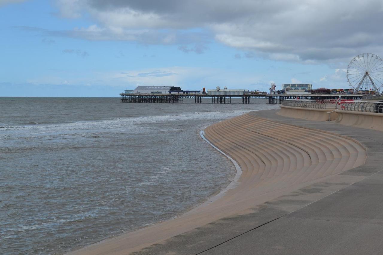 Empire Blackpool Apartments - Charles Street エクステリア 写真