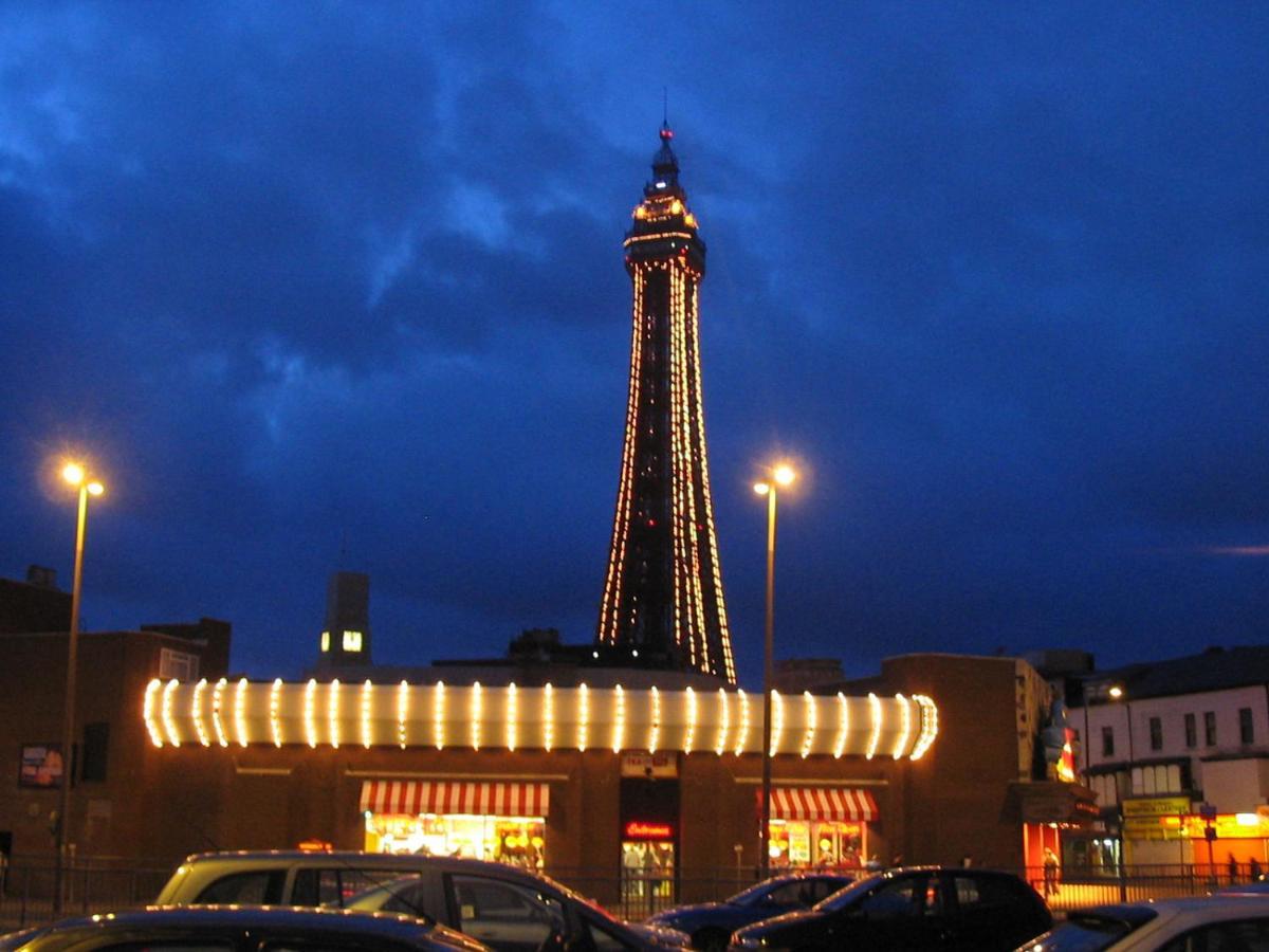 Empire Blackpool Apartments - Charles Street エクステリア 写真